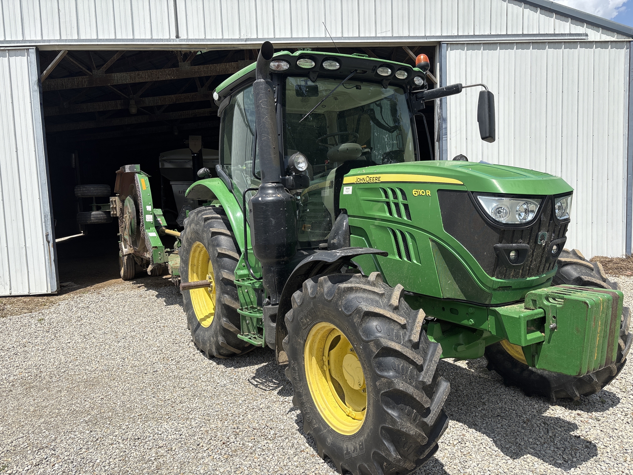 Used 2015 John Deere 6110R Utility Tractors at Koenig Equipment in Anna, OH - PhotoXL1