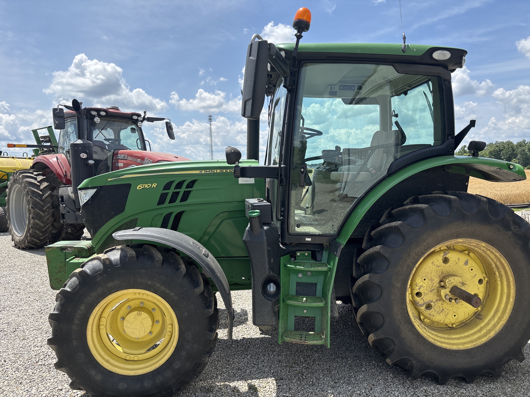 Used 2015 John Deere 6110R Utility Tractors at Koenig Equipment in Anna, OH - PhotoXL4