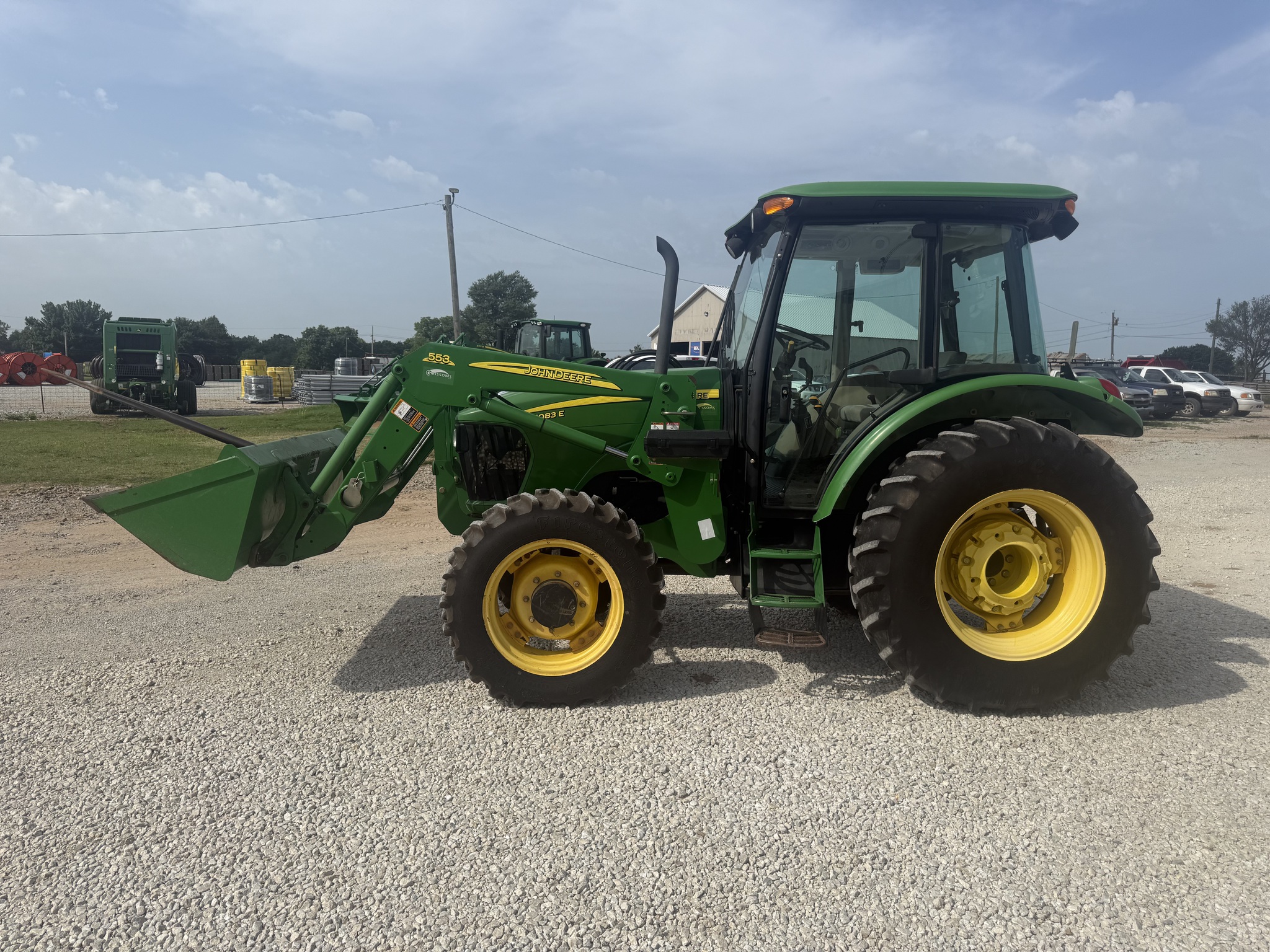2009 John Deere 5083E Image 6