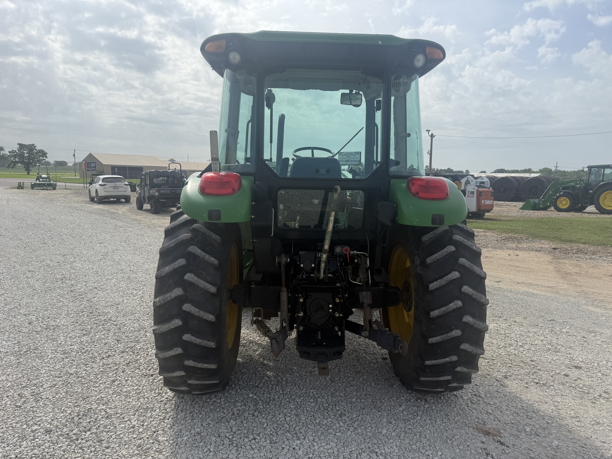 2009 John Deere 5083E Image 4
