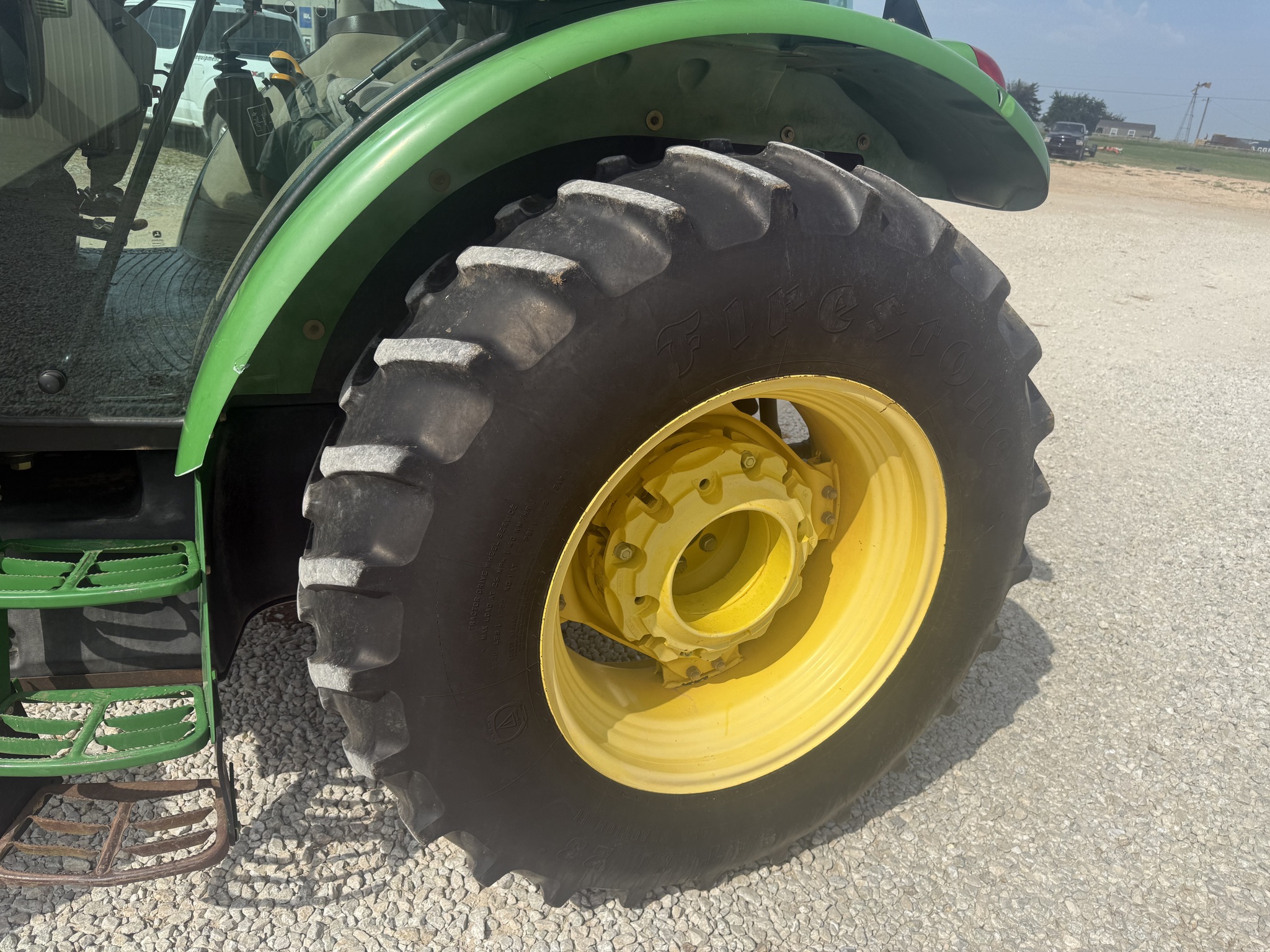 2009 John Deere 5083E Image 14