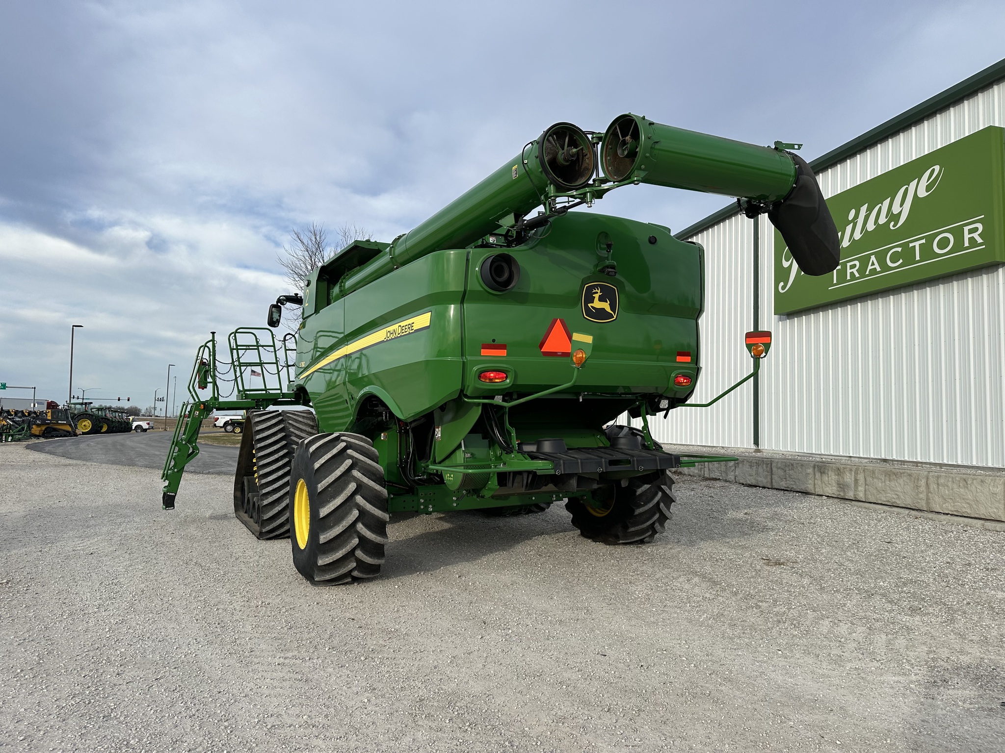  2024 John Deere S780 at Heritage Tractor in Joplin, MO