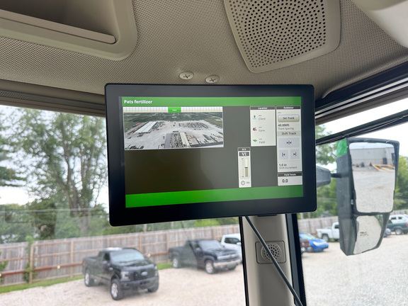 2025 John-Deere 8RX 340