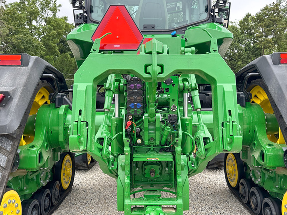 2025 John-Deere 8RX 340