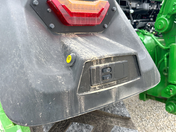 2025 John-Deere 8RX 340