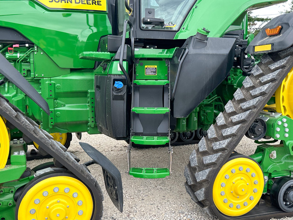 2025 John-Deere 8RX 340