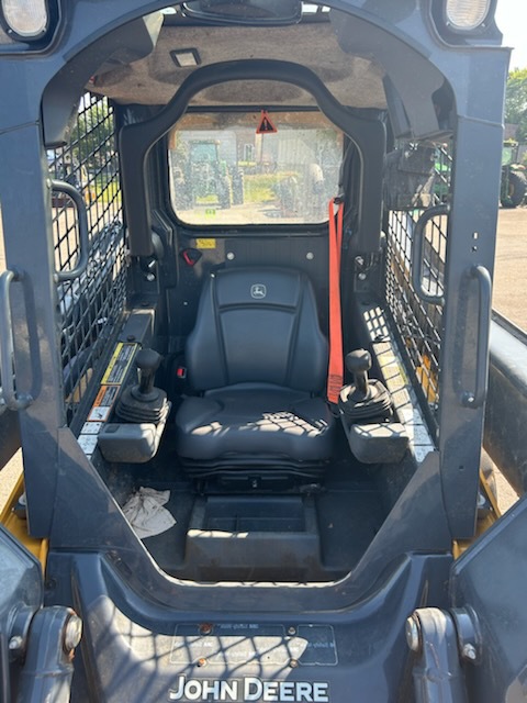 2024 John Deere 324G Image 2