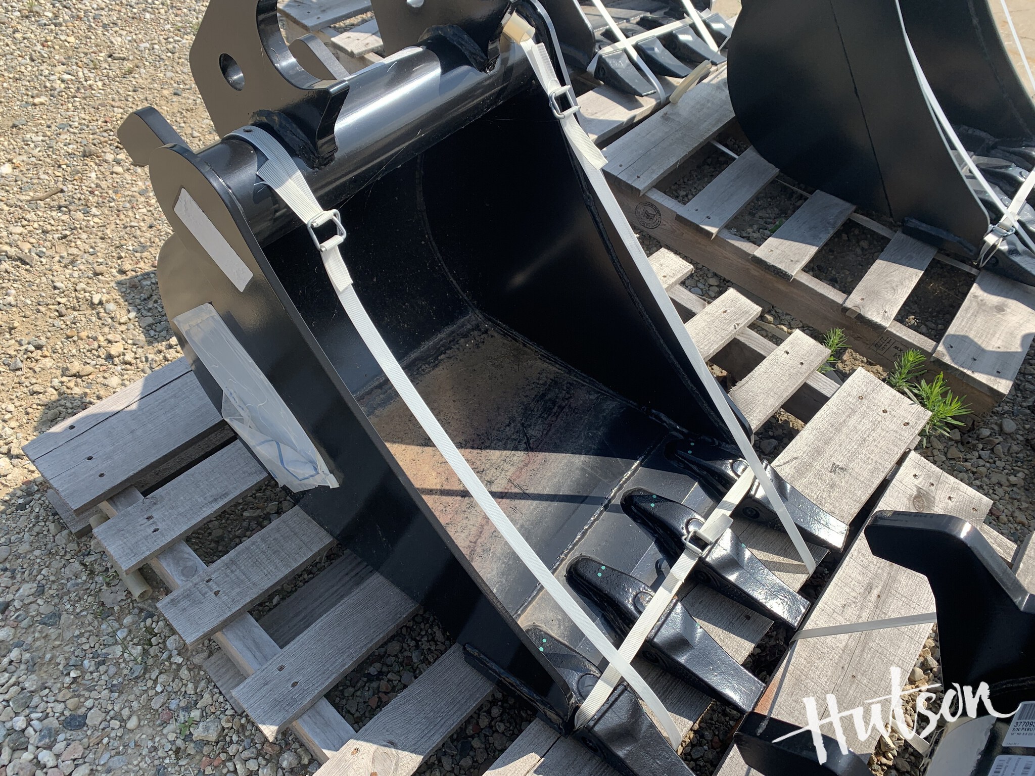 2024 John Deere BYT10978