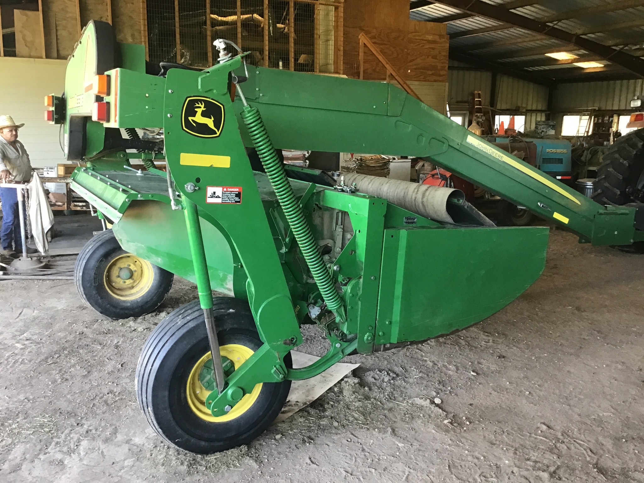 2016 John Deere 830 Image 7