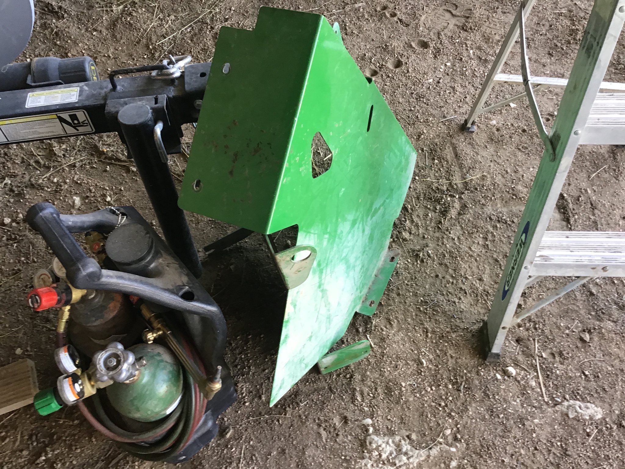 2016 John Deere 830 Image 28