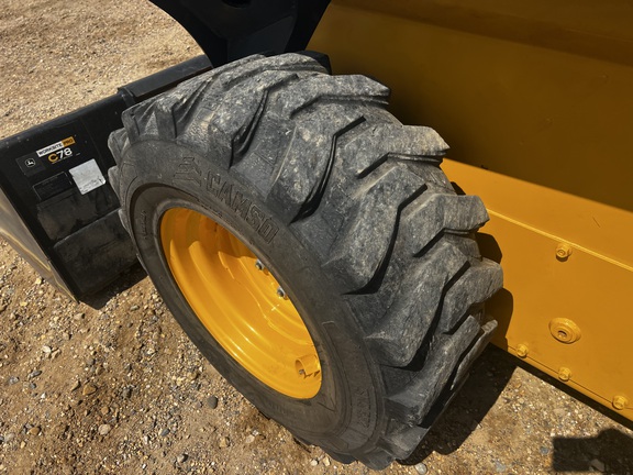 2020 John Deere 324G - Photo10