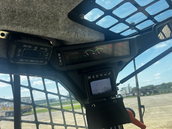 2020 John Deere 324G - Photo23