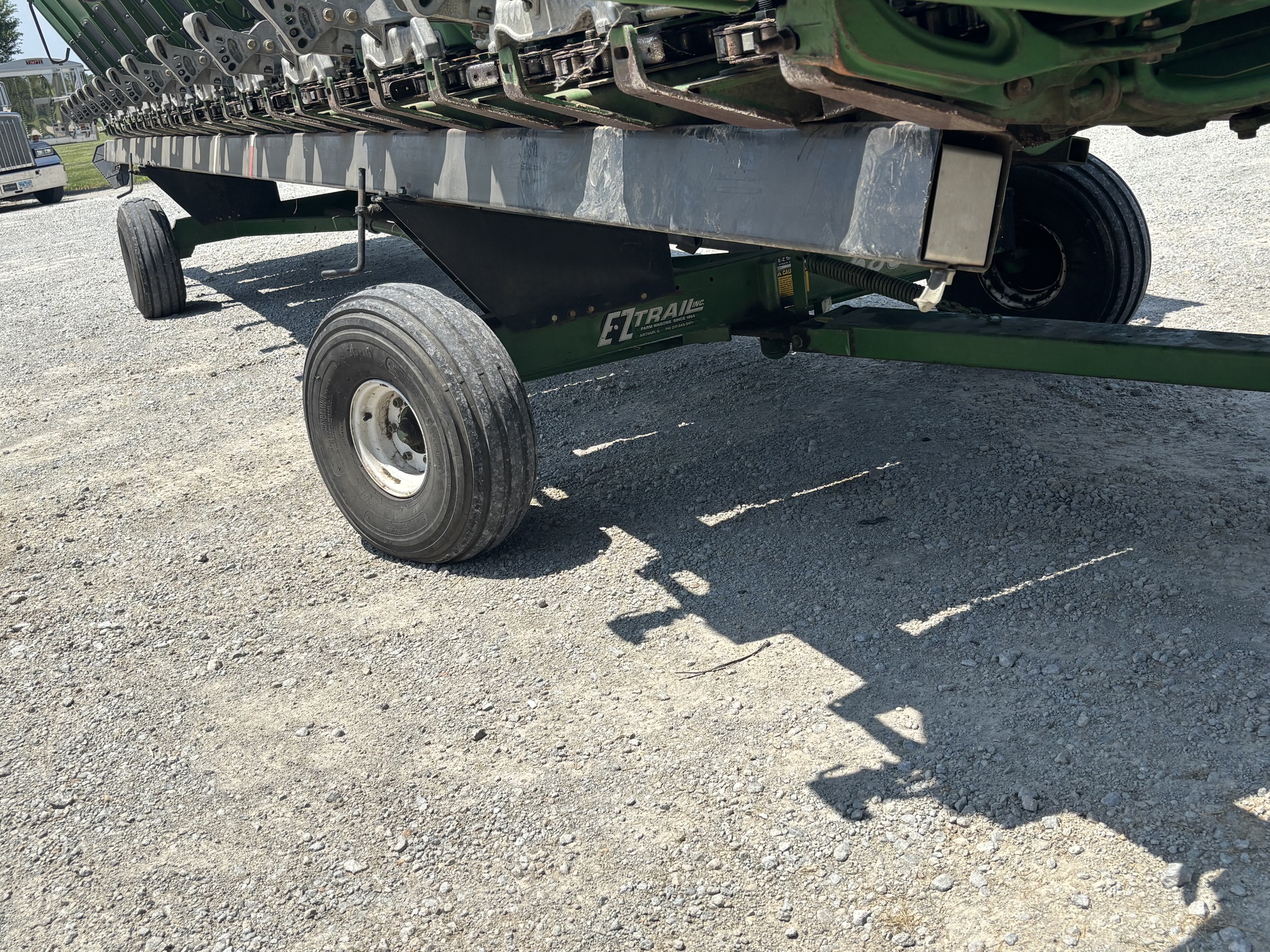 Used -- Trail Eze 680 Header carts at Koenig Equipment in Urbana, OH - PhotoXL0