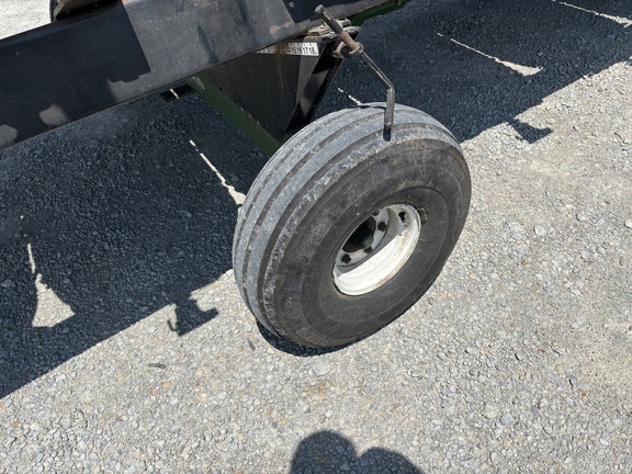 Used -- Trail Eze 680 Header carts at Koenig Equipment in Urbana, OH - Photo5