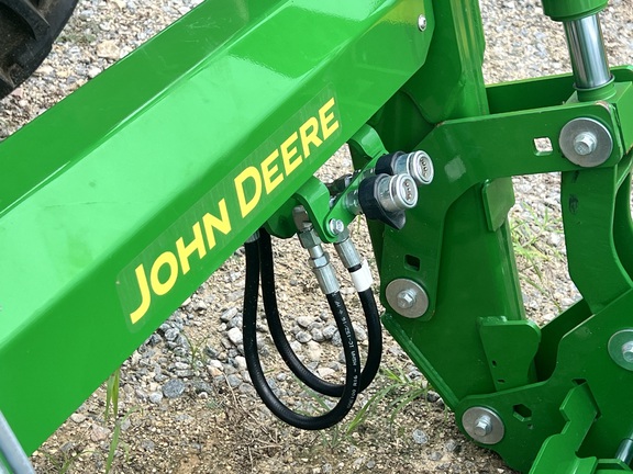 2022 John Deere 5075E Photo 9