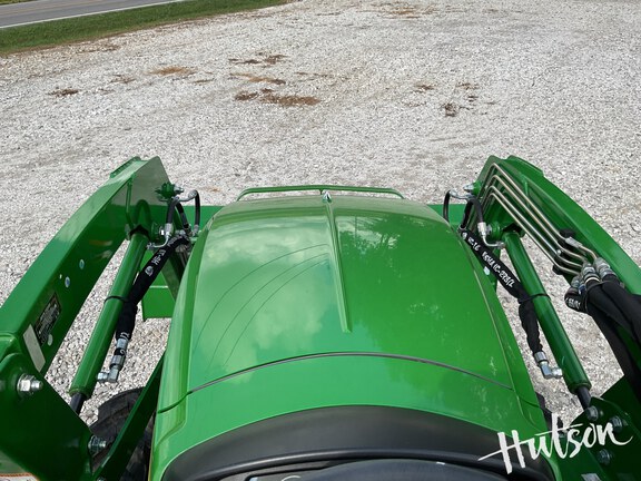 Photo of 2024 John Deere 3038E