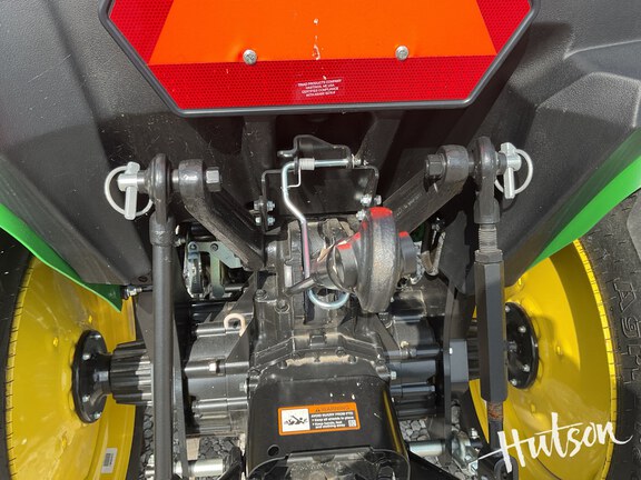 Photo of 2024 John Deere 3038E