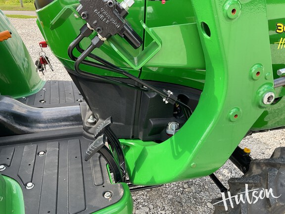Photo of 2024 John Deere 3038E