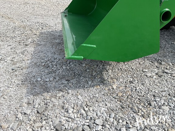 Photo of 2024 John Deere 3038E