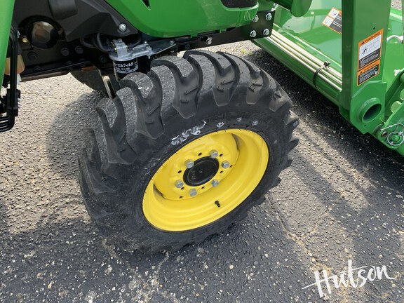 Photo of 2024 John Deere 3038E