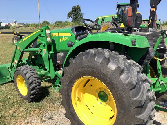 Photo of 2021 John Deere 4044R