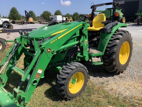 Photo of 2021 John Deere 4044R