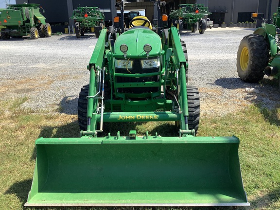 Photo of 2021 John Deere 4044R