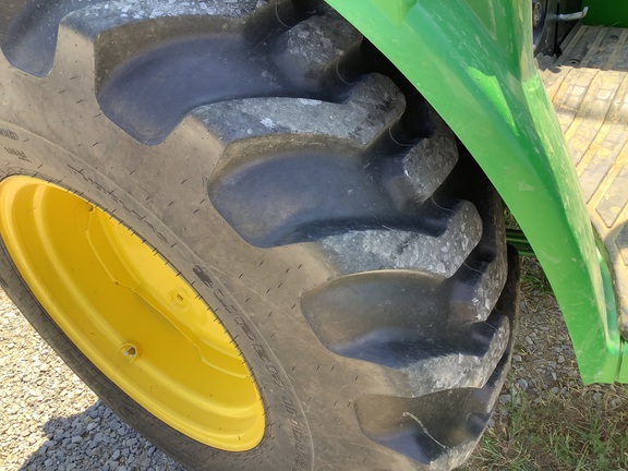 Photo of 2021 John Deere 4044R