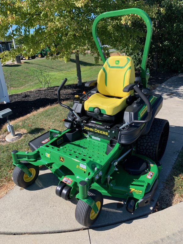 2025 John Deere Z960M Image 3