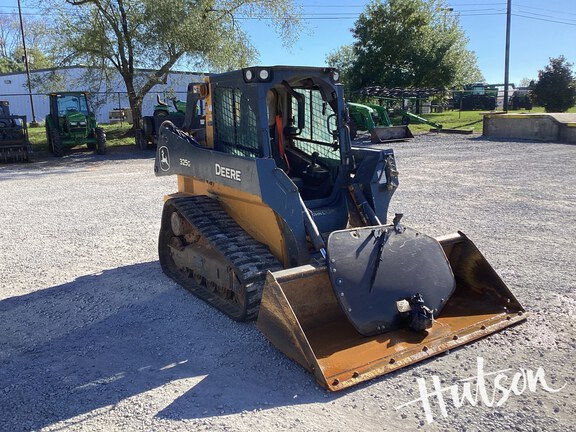 Photo of 2023 John Deere 325G
