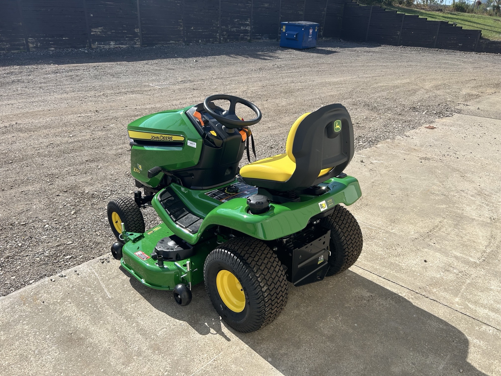 2025 John Deere X350 Image 4