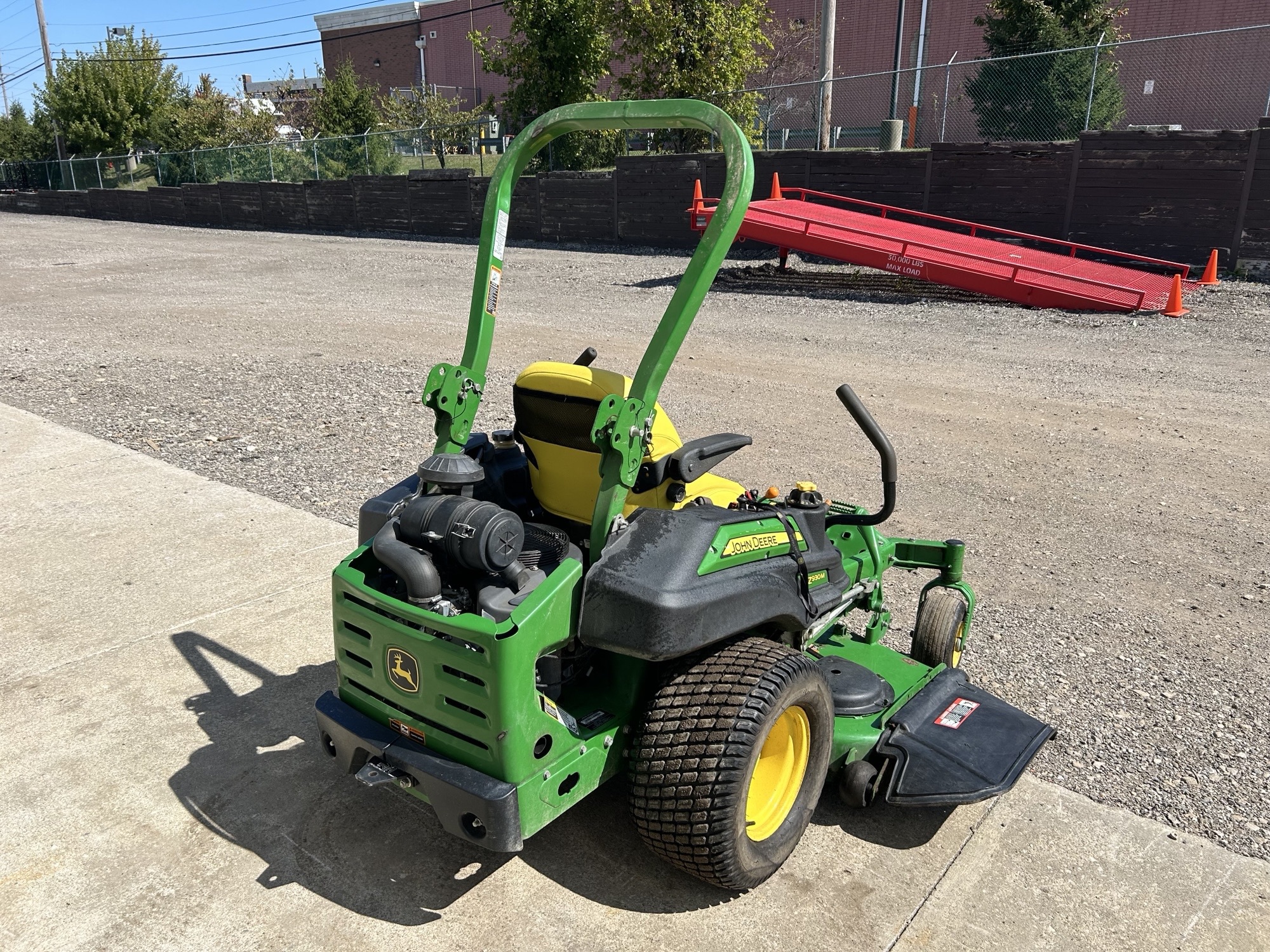 2016 John Deere Z930M Image 6
