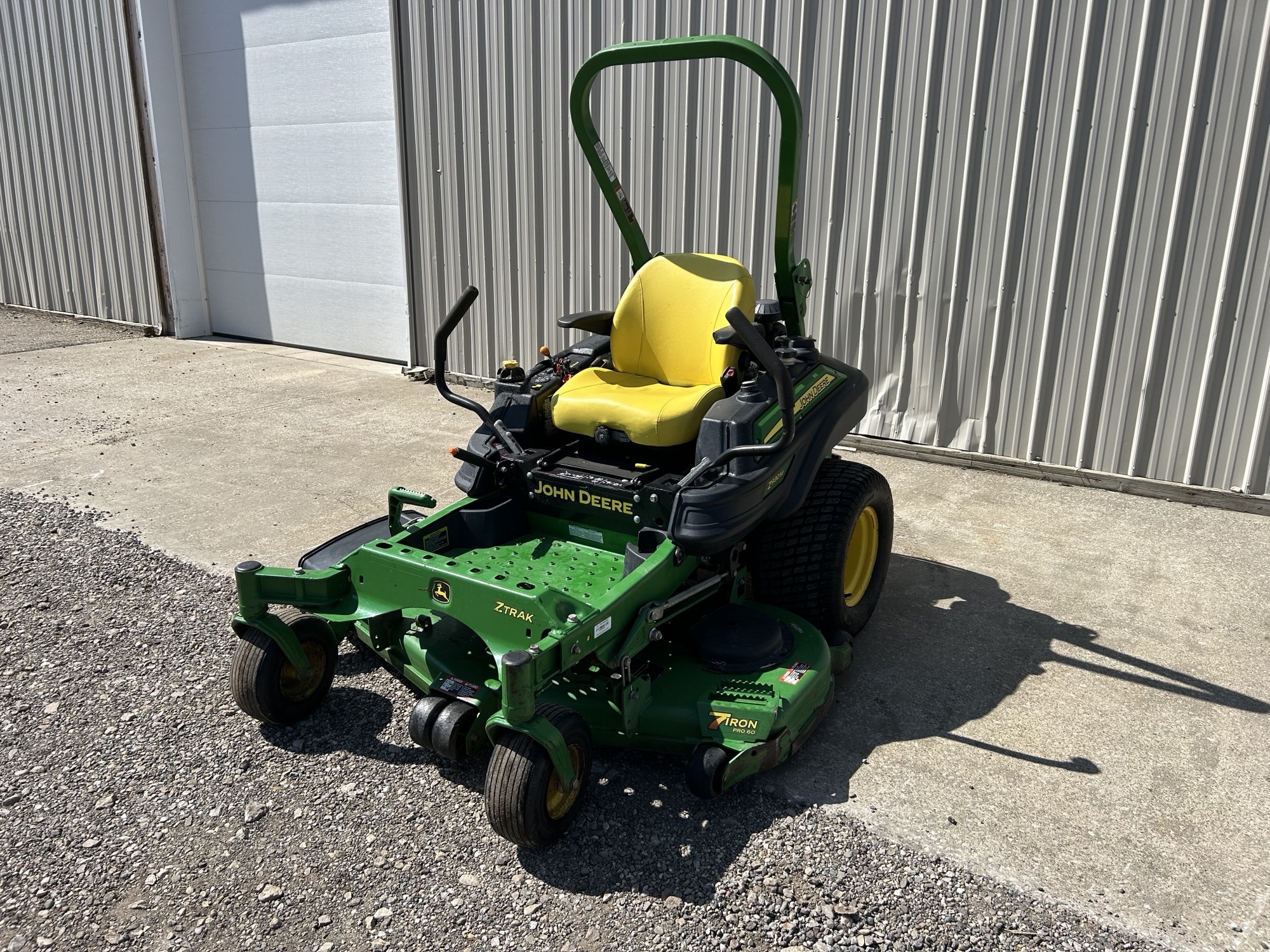 2016 John Deere Z930M Image 3