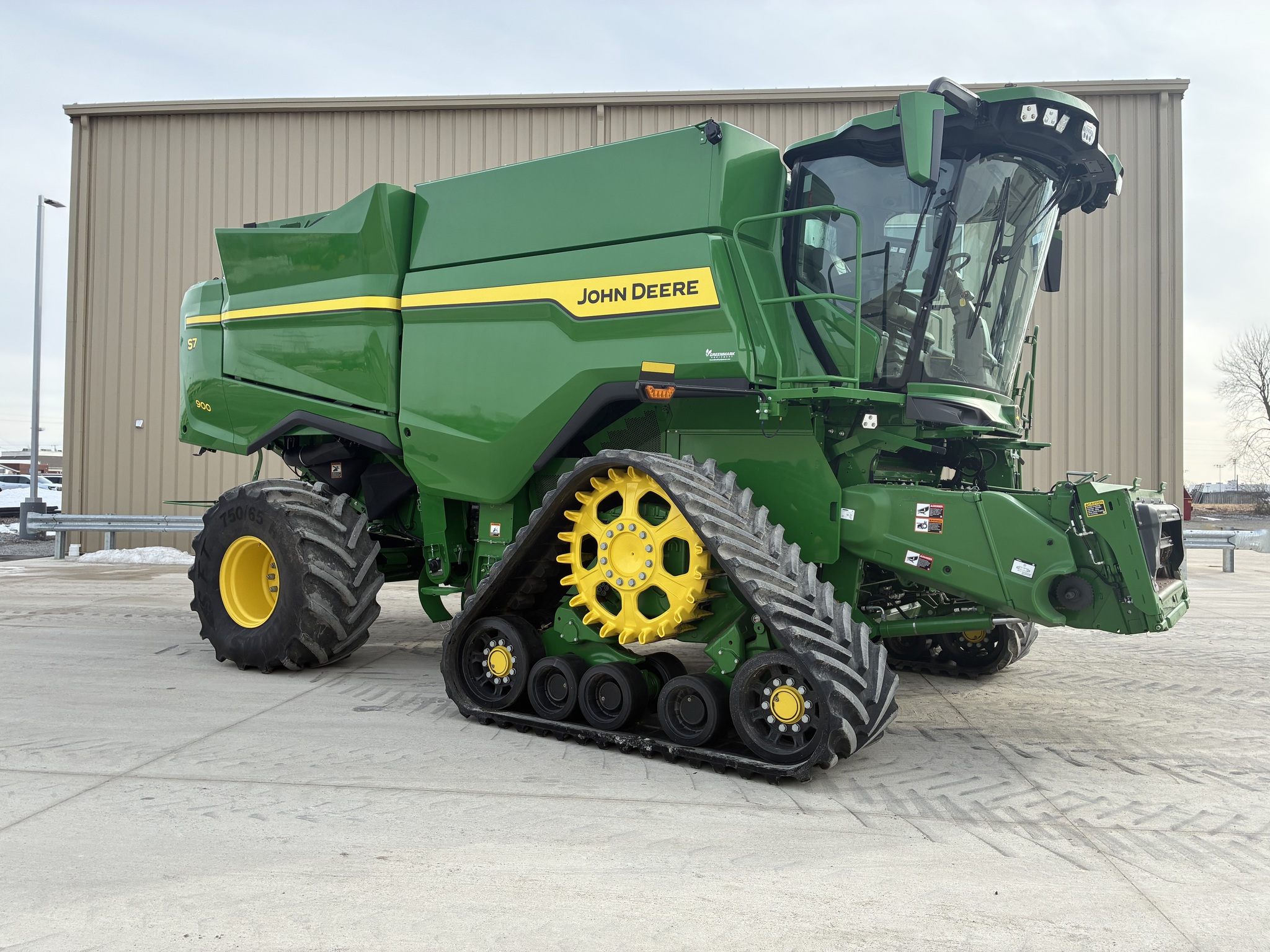 2025 John Deere S7 900 Image 1
