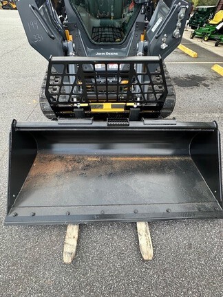 2025 John Deere 335P-5