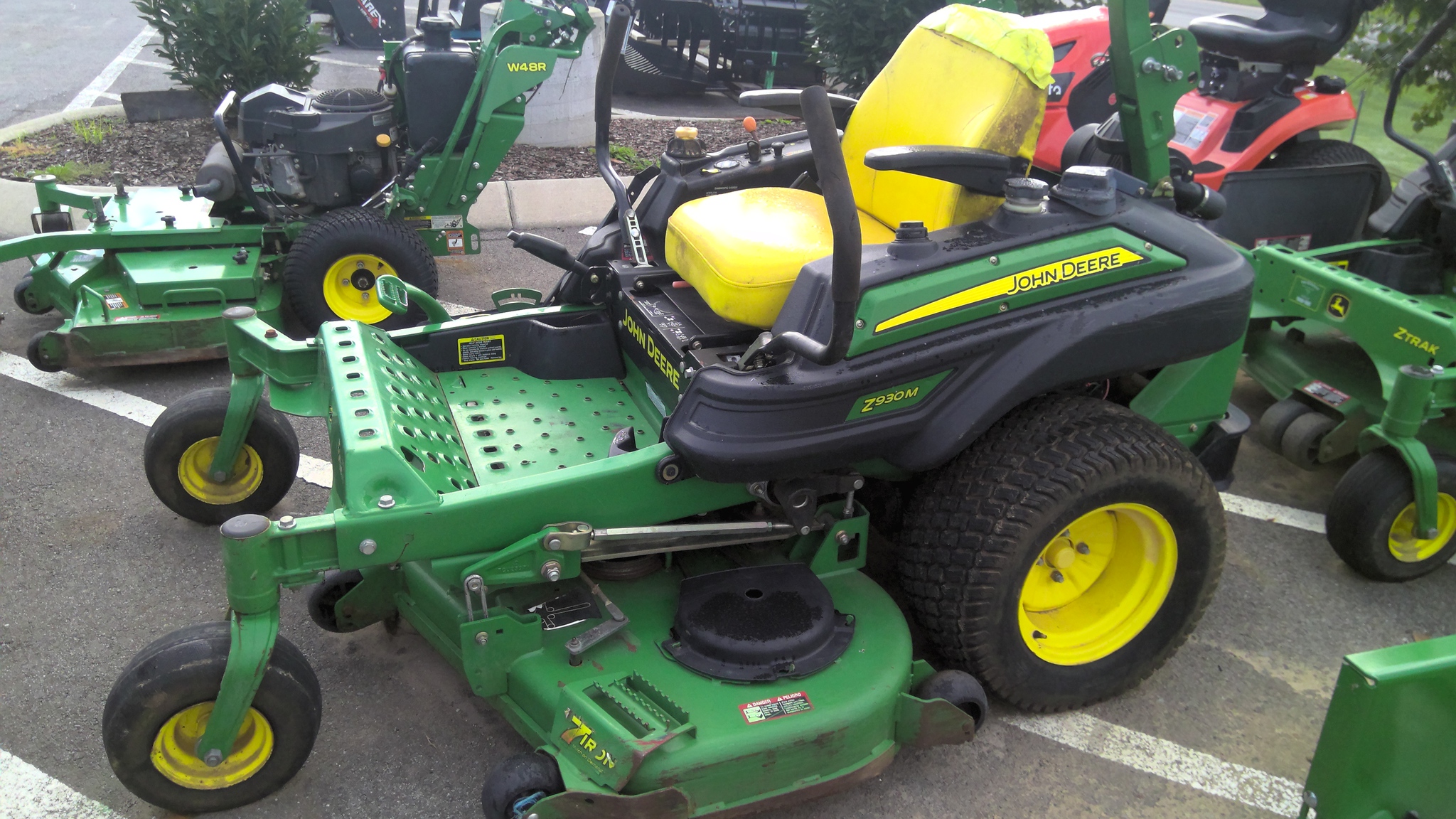 2012 John Deere Z930M