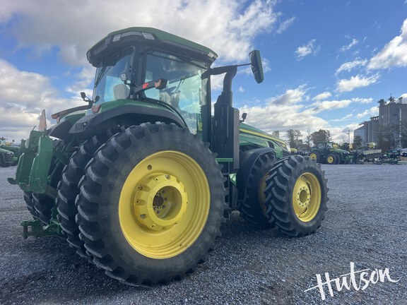Photo of 2021 John Deere 8R 370