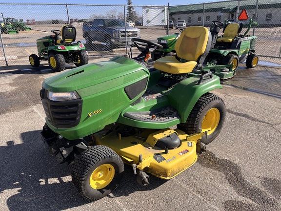  John Deere X750