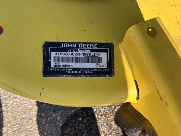 2017 John Deere X750 - Photo19