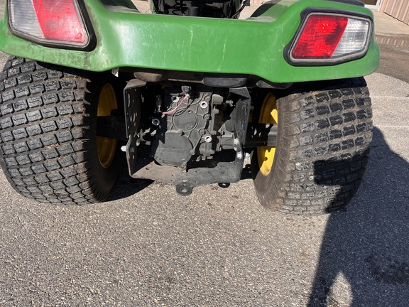 2017 John Deere X750 - Photo18