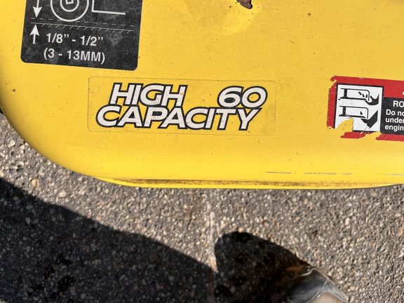 2017 John Deere X750 - Photo20