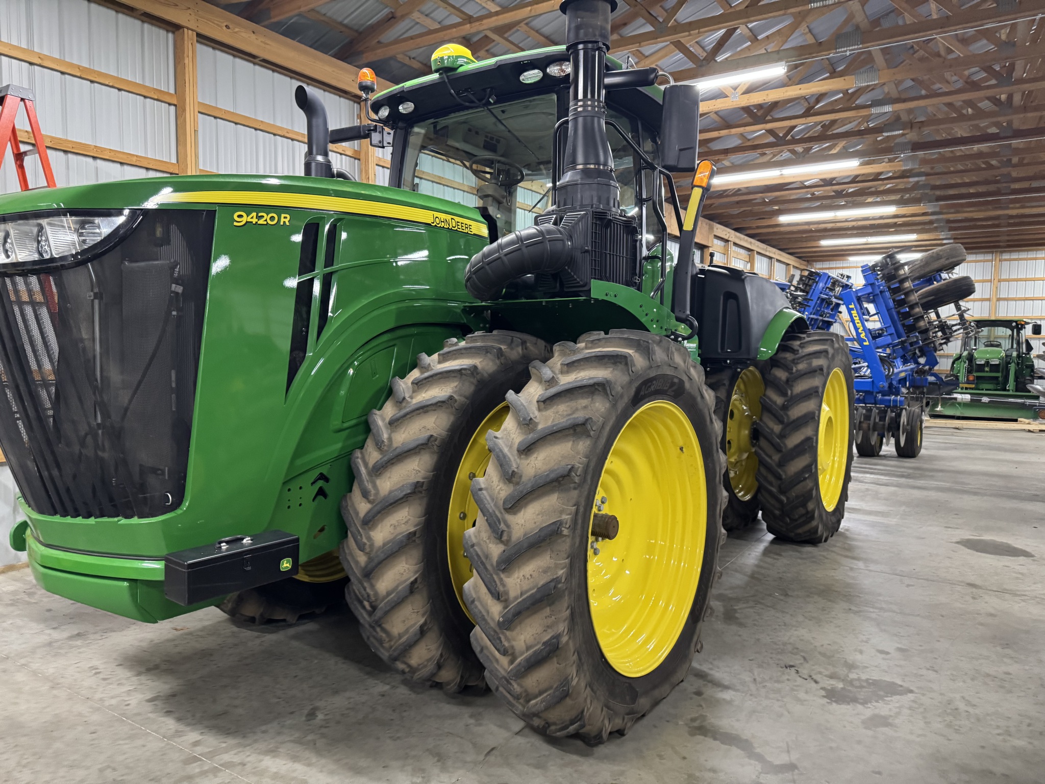2020 John Deere 9420R Image 8