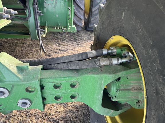 Used 2023 John Deere X9 1000 Combines at Horizon Ag & Turf in Warburg, AB - Photo6