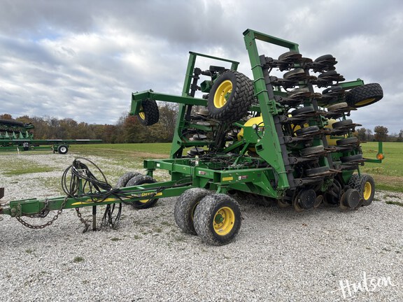 Photo of 2009 John Deere 1990