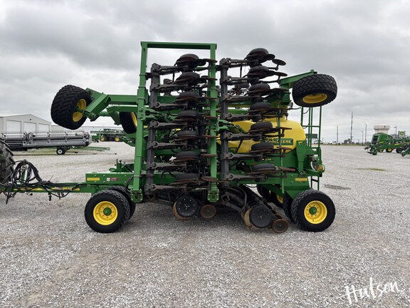 Photo of 2009 John Deere 1990