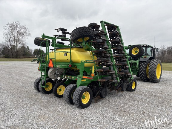 Photo of 2009 John Deere 1990