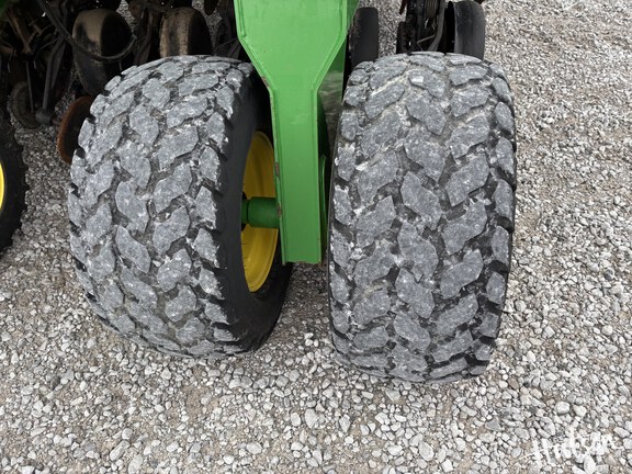 Photo of 2009 John Deere 1990