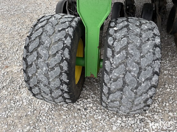 Photo of 2009 John Deere 1990