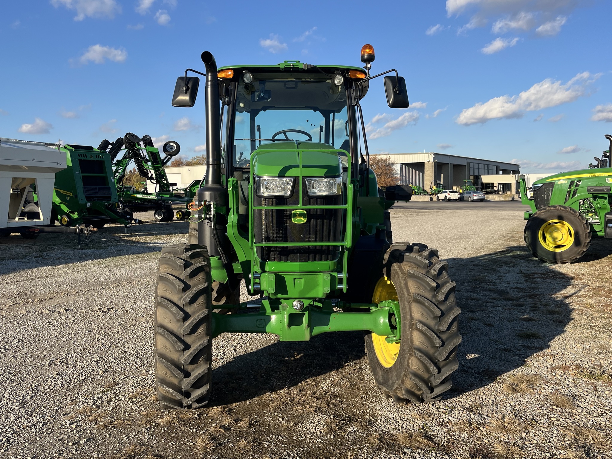 2025 John Deere 6120E Image 6