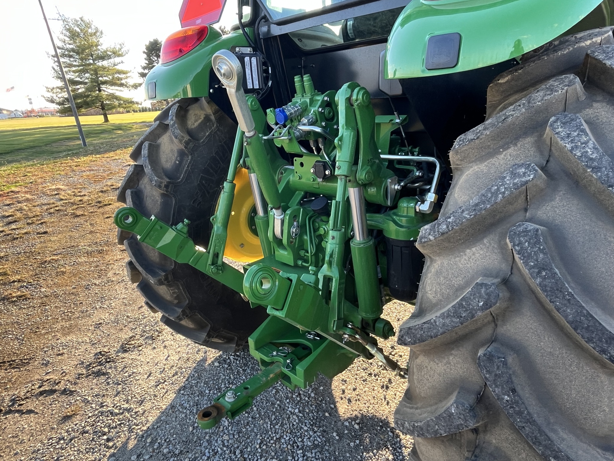 2025 John Deere 6120E Image 18